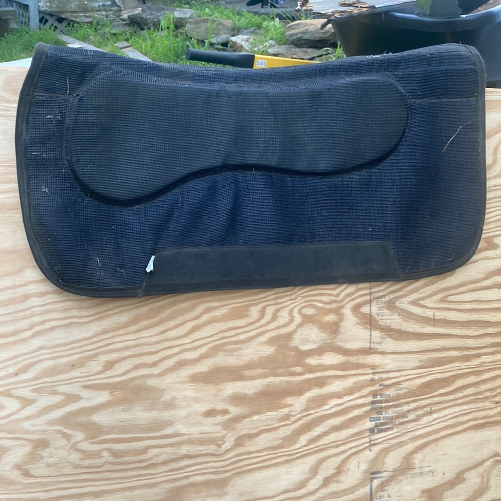 Therapeutic saddle pad western